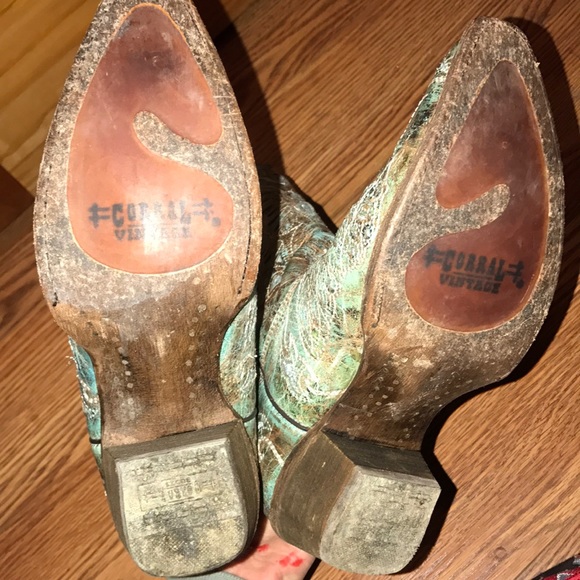 Corral Women's Turquoise Cowgirl Boots - Snip Toe - Picture 4 of 5